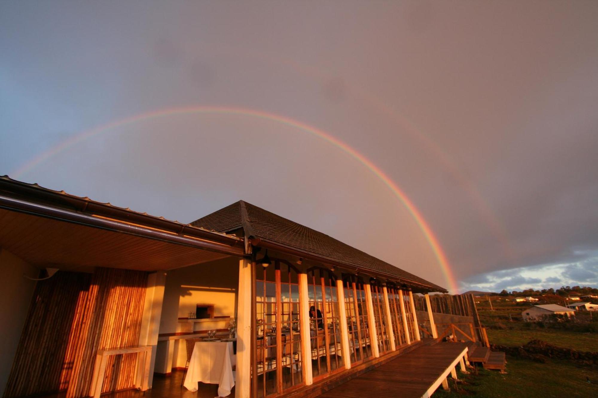 Altiplanico Rapa Nui Hotel Hanga Roa Exterior photo